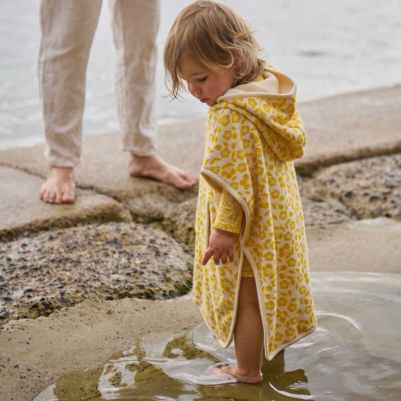 Nature Baby Organic Cotton Poncho Towel image number 1